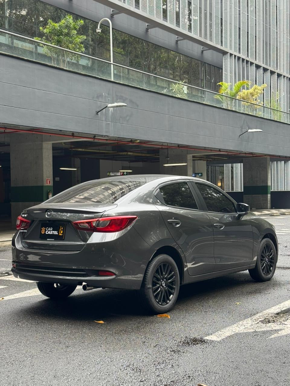 2025 - MAZDA 2 GRAND TOURING AT SEDAN