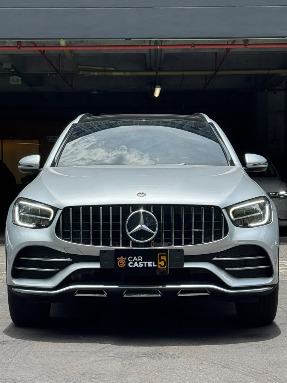 2020 - MERCEDES BENZ GLC300E 4MATIC HÍBRIDA