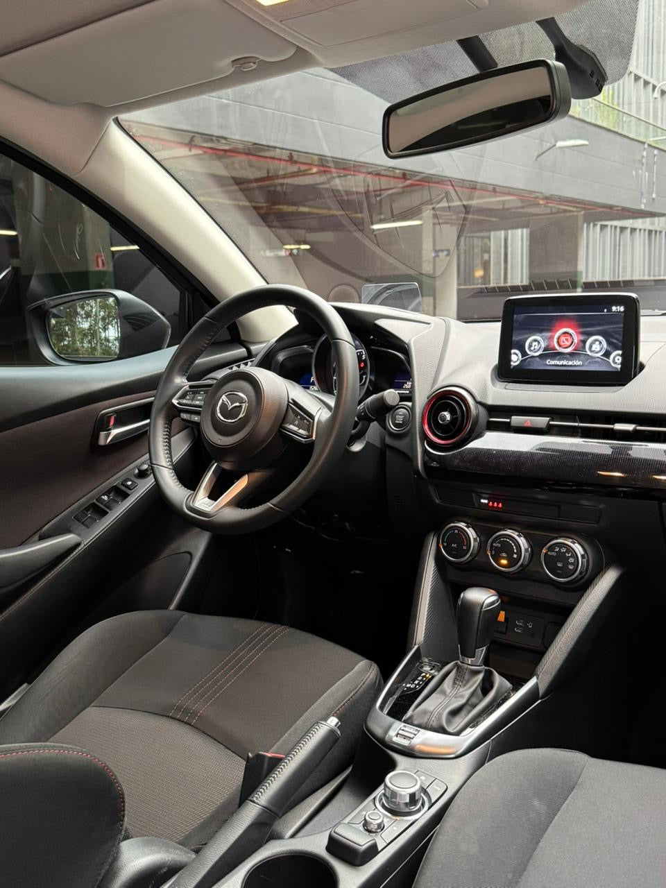 2025 - MAZDA 2 GRAND TOURING AT SEDAN