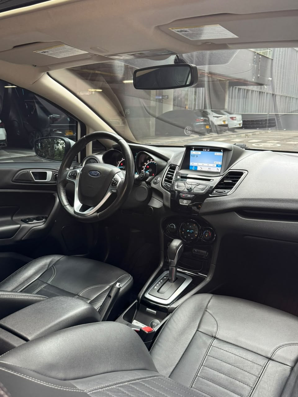 2018 - FORD FIESTA TITANIUM AUT 1.6L