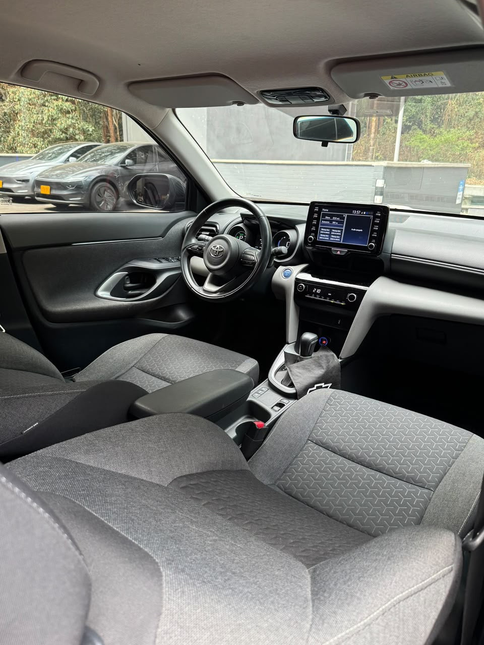 2022 - TOYOTA YARIS CROSS XS