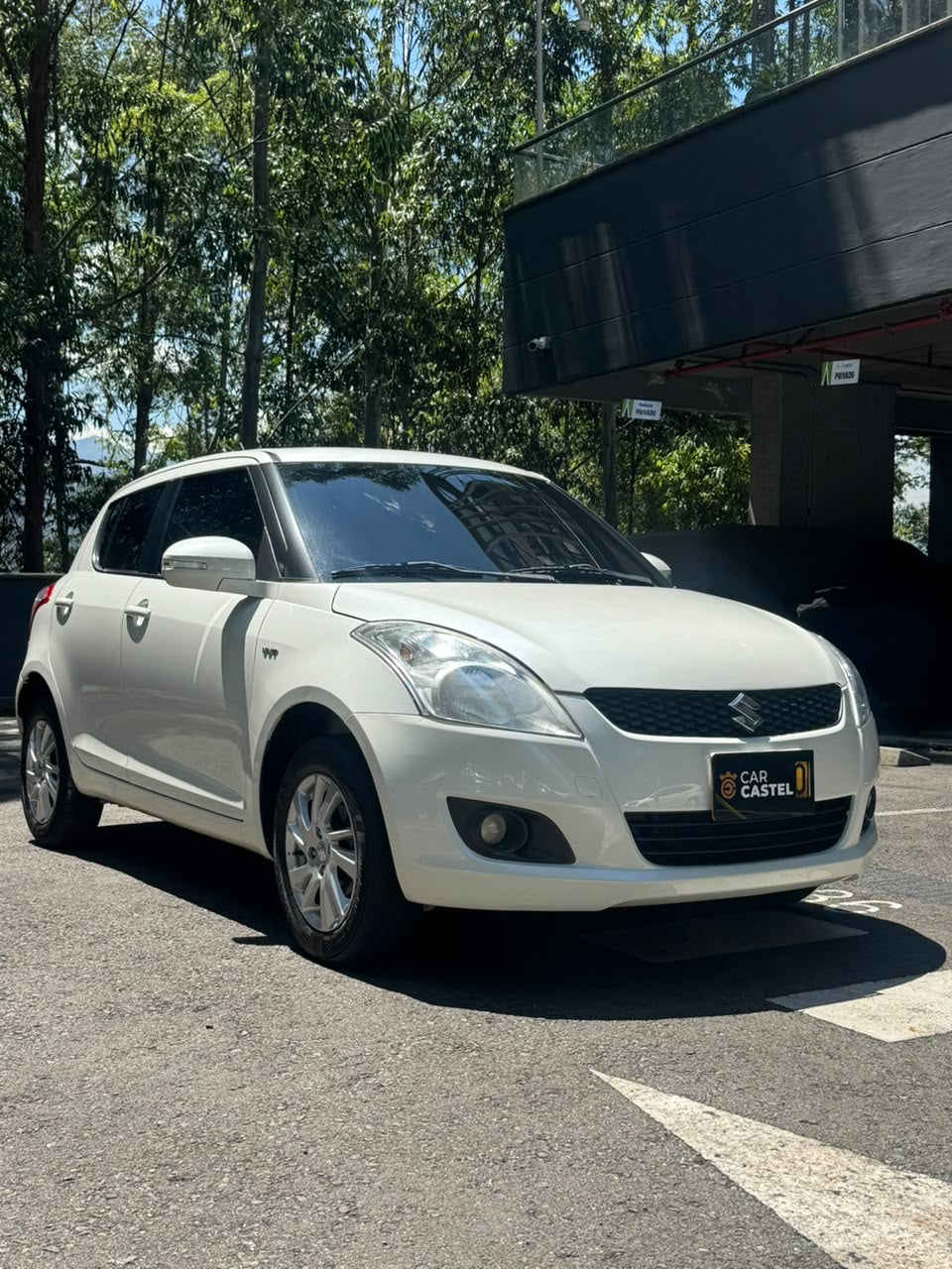 2015 - SUZUKI SWIFT MT 1.2L