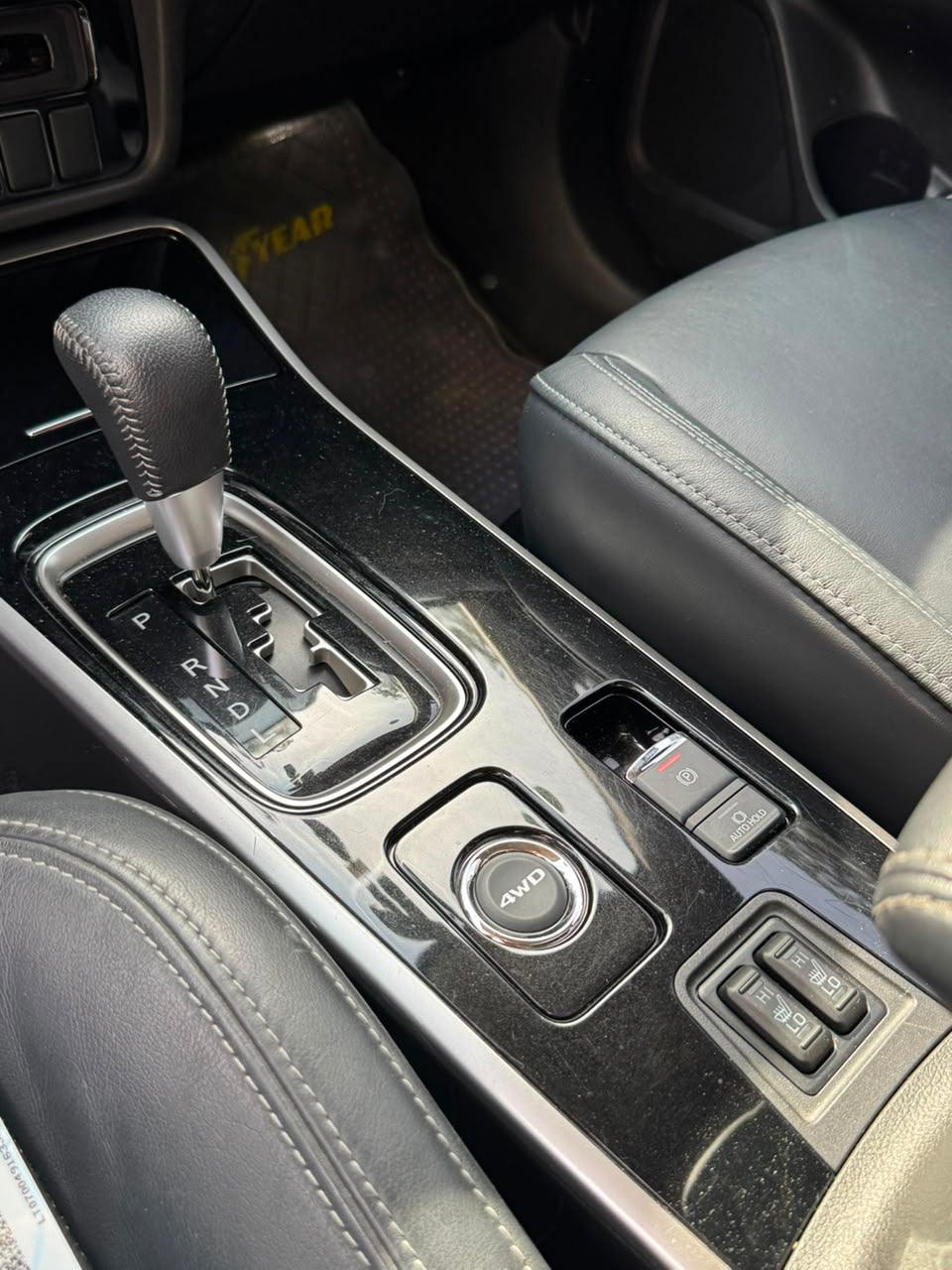 2024 - MITSUBISHI OUTLANDER Kaiteki 2,4L - 4x4