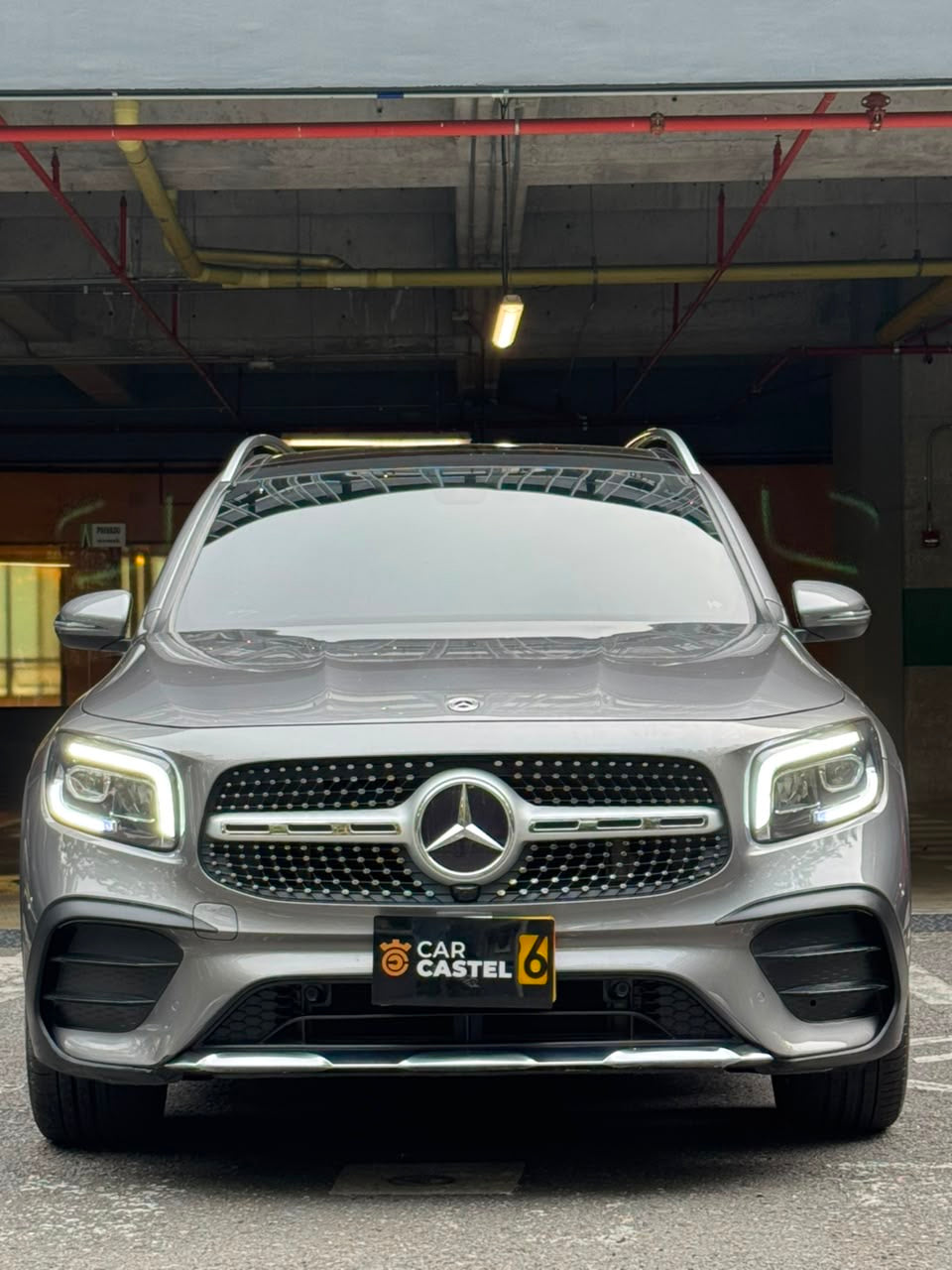 2023 - MERCEDES BENZ GLB200
