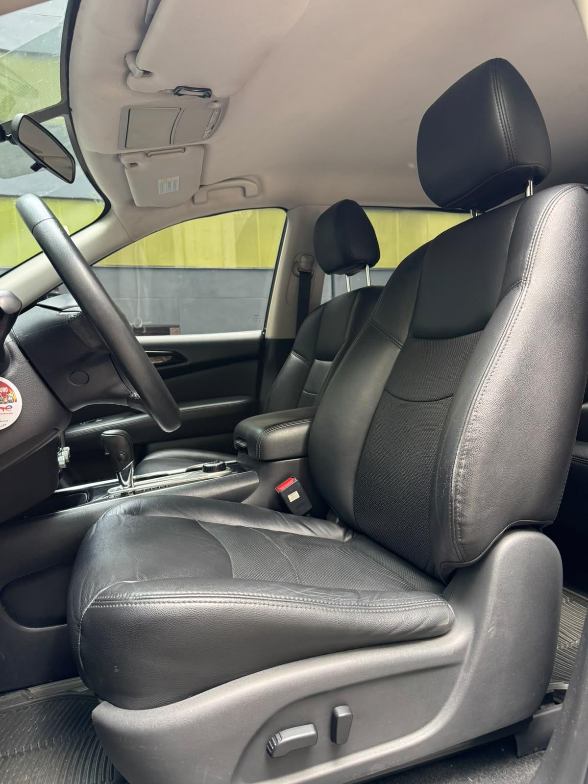 2019 - NISSAN PATHFINDER SENSE 3,5L AWD 7 PUESTOS
