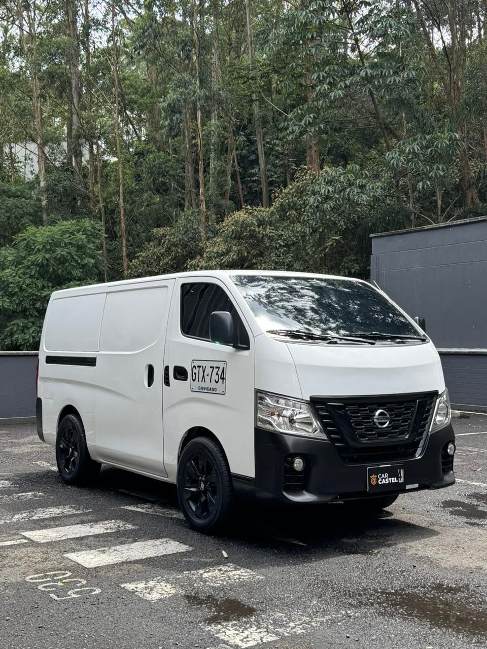 2021 - NISSAN URVAN CARGO