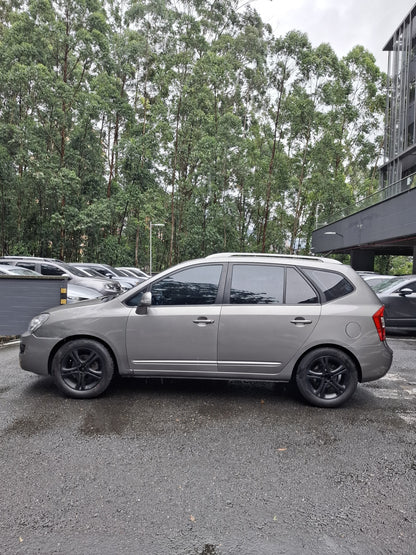 2013 - KIA CARENS RONDO EX