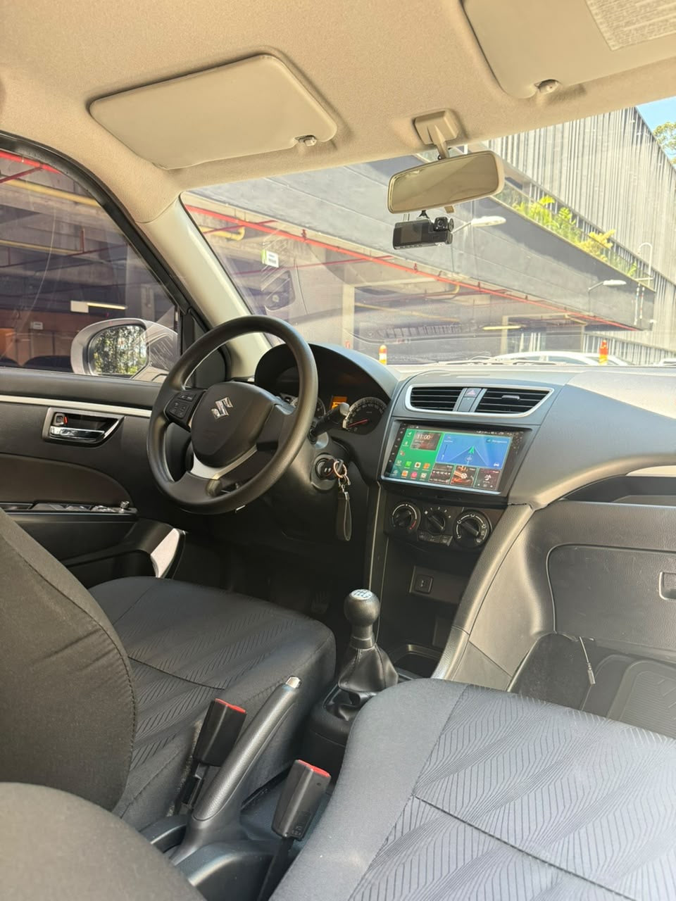 2015 - SUZUKI SWIFT MT 1.2L