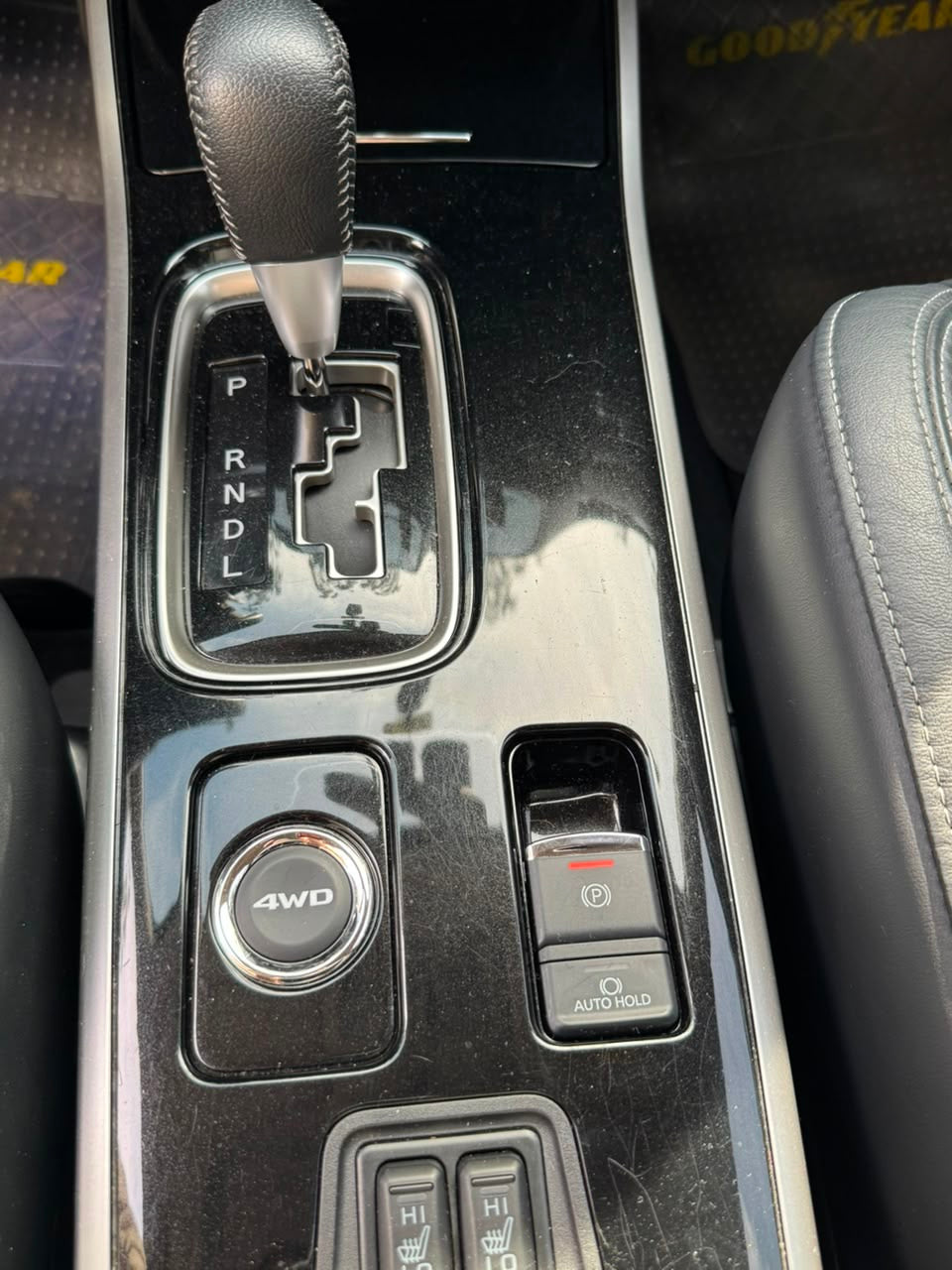 2024 - MITSUBISHI OUTLANDER Kaiteki 2,4L - 4x4