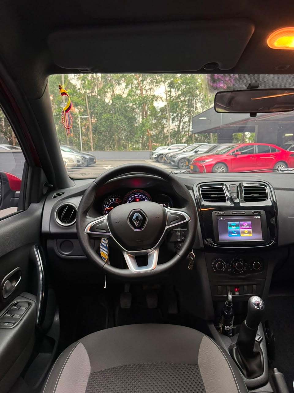 2024 -RENAULT SANDERO LIFE 1.6 MT