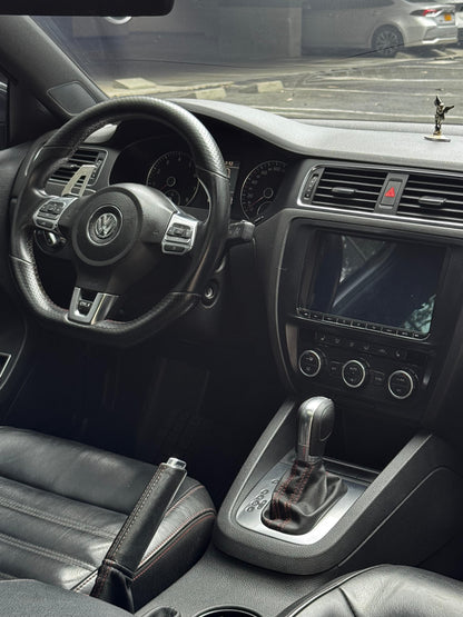 2014 - VOLKSWAGEN NUEVO JETTA GLI 2.0 turbo