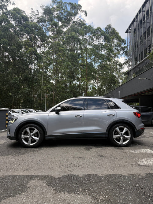 2021 - -AUDI Q3 TFSI Sportline Blindada