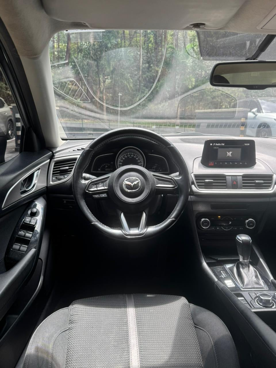 2018 - MAZDA 3 TOURING SEDAN 2.0L