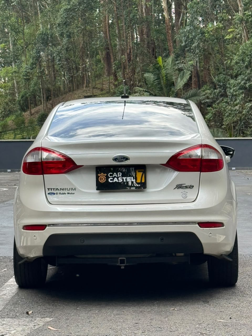 2018 - FORD FIESTA TITANIUM AUT 1.6L