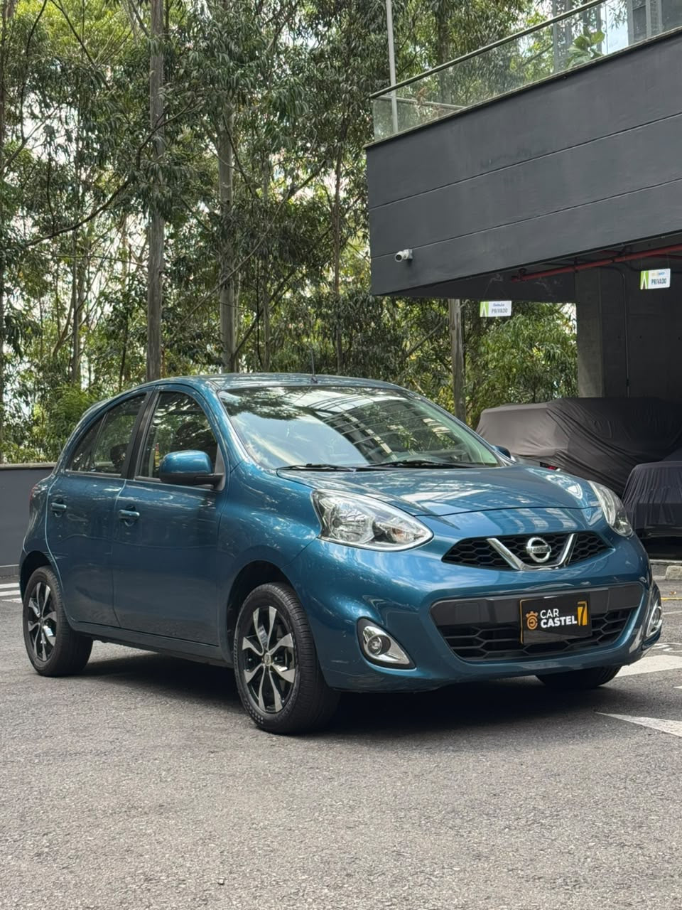 2019 - NISSAN MARCH 1.6 AUT
