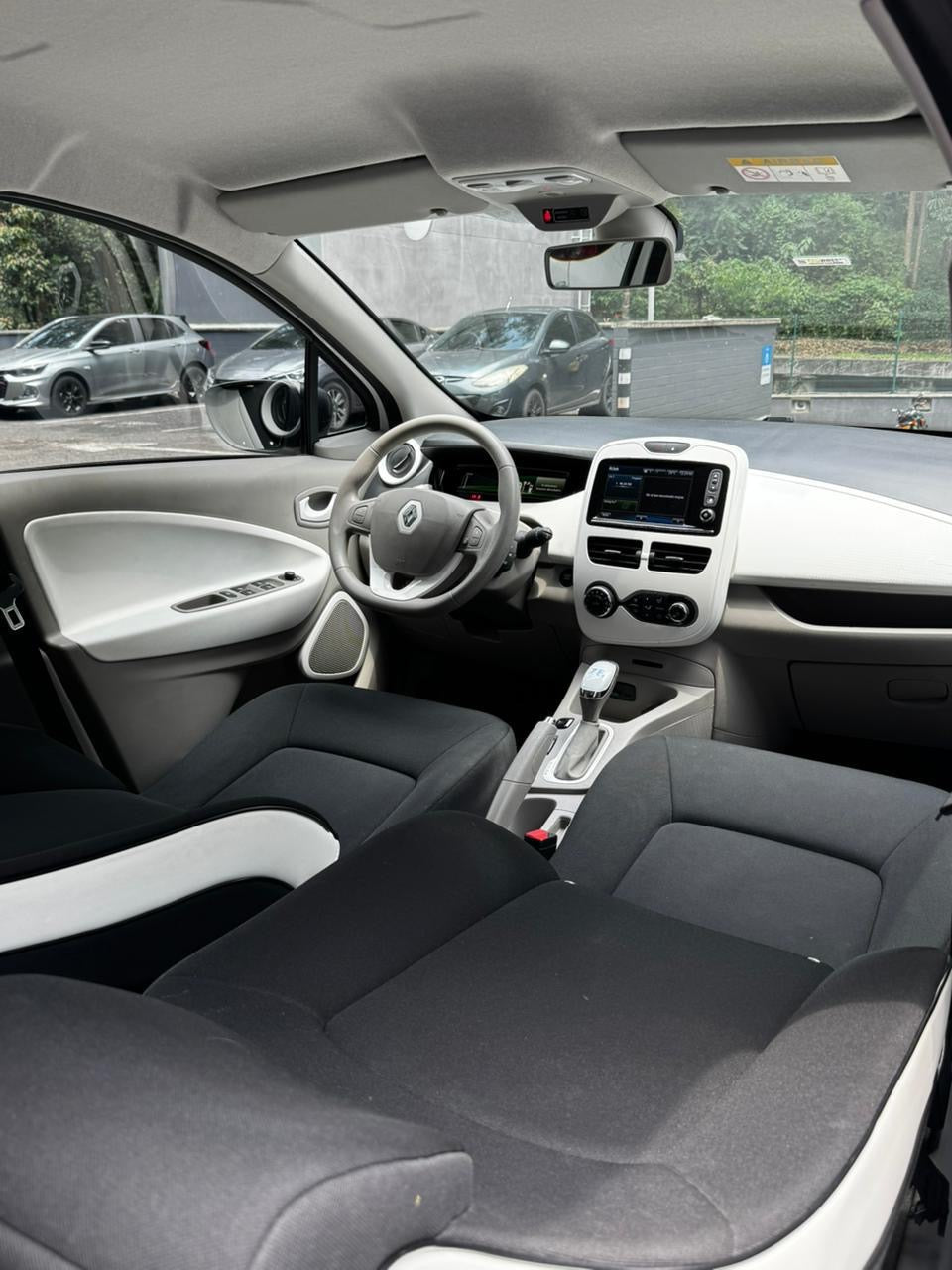 2020 - RENAULT ZOE ULTIMATE/INTENS