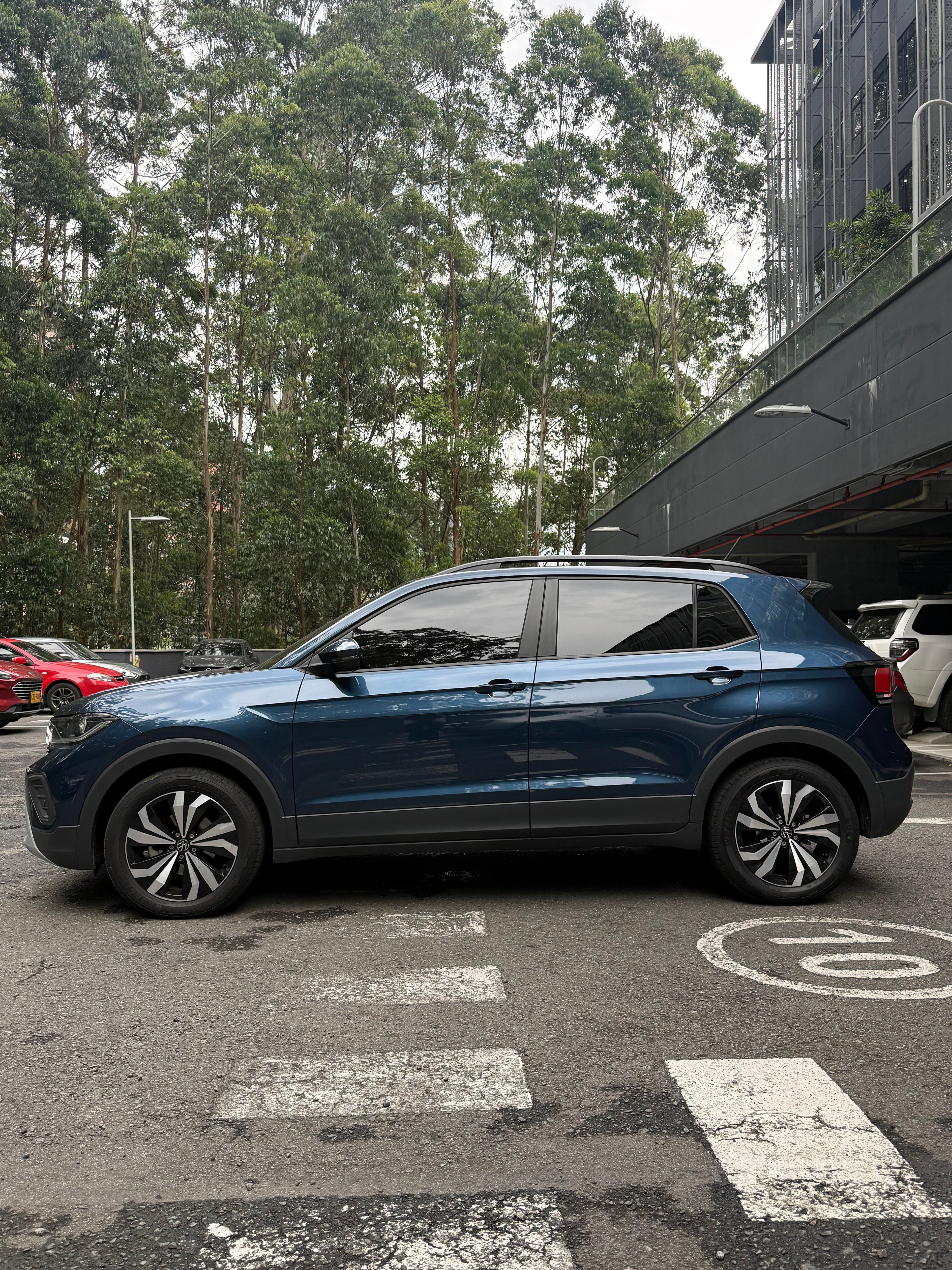 2026 - VOLSKWAGEN T-CROSS TRENDLINE 1.0L TURBO