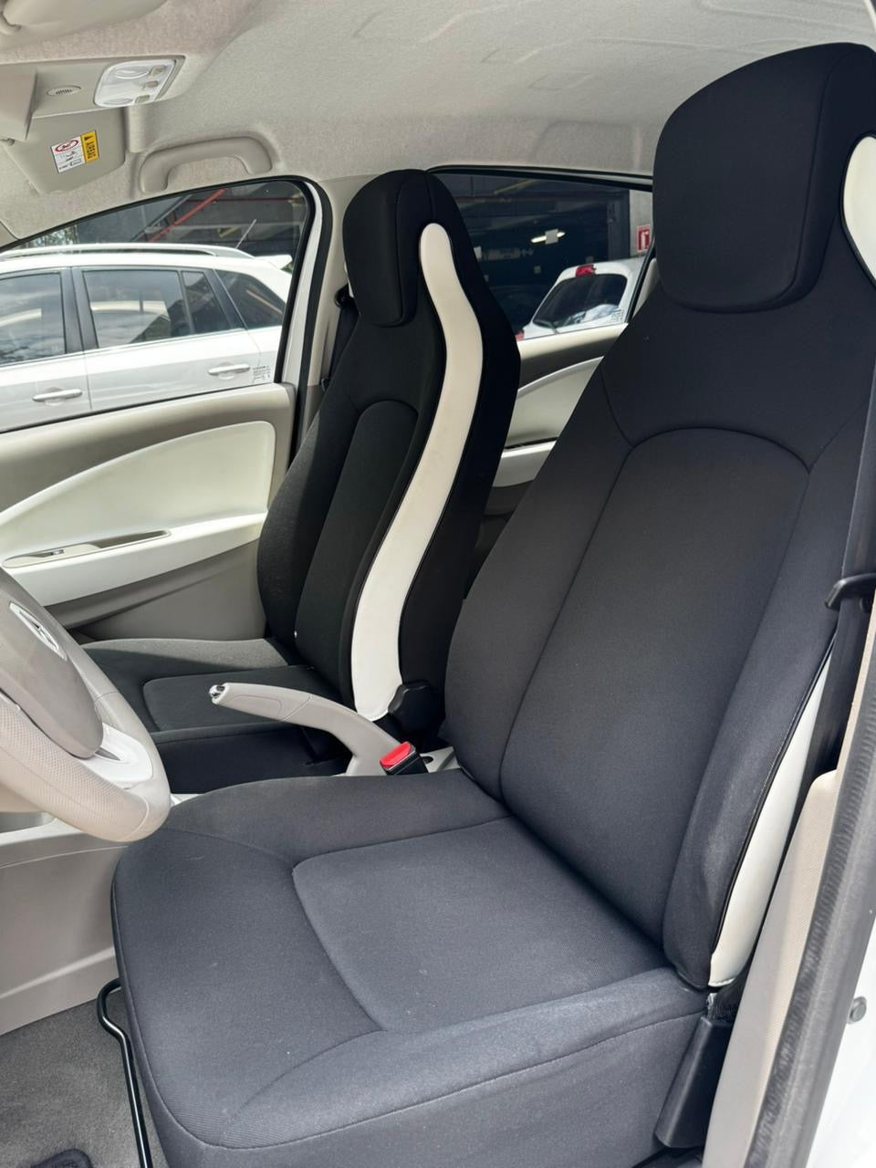 2020 - RENAULT ZOE ULTIMATE/INTENS