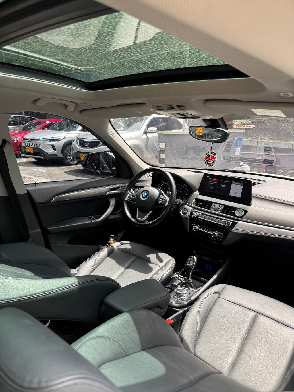 2022 - BMW X1 SDRIVE20I AT