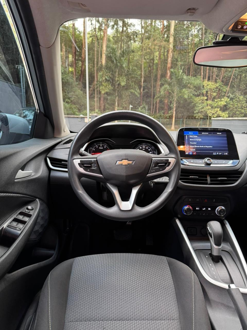 2023 - CHEVROLET ONIX LT AT