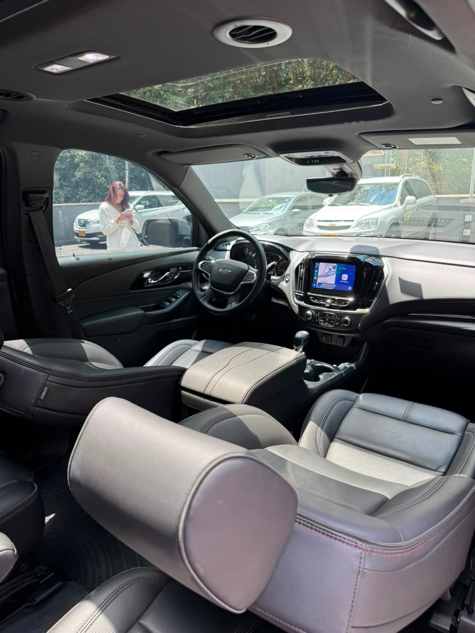 2023 - -CHEVROLET TRAVERSE RS AWD