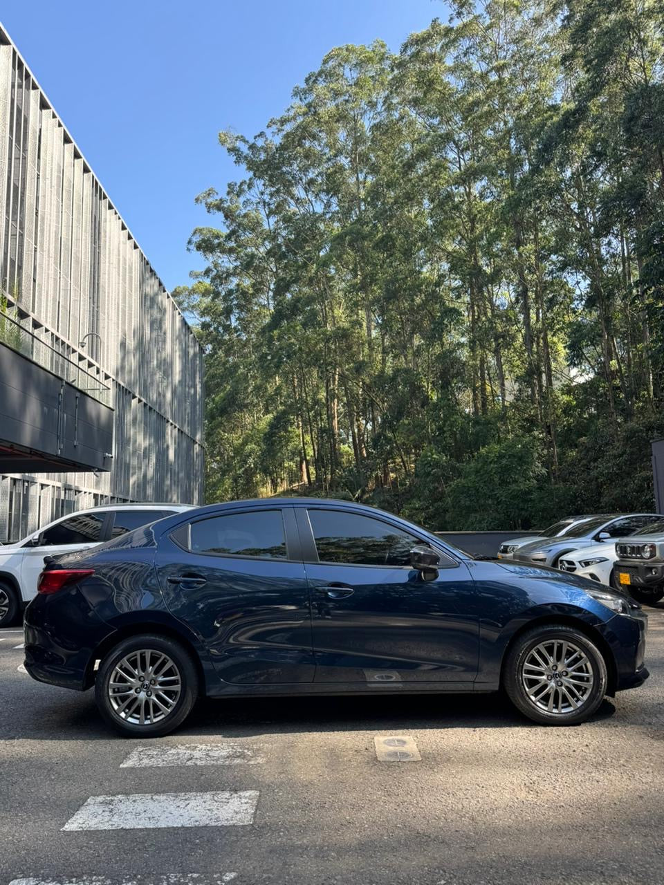 2022 - MAZDA 2 GRAND TOURING LX AT SEDAN