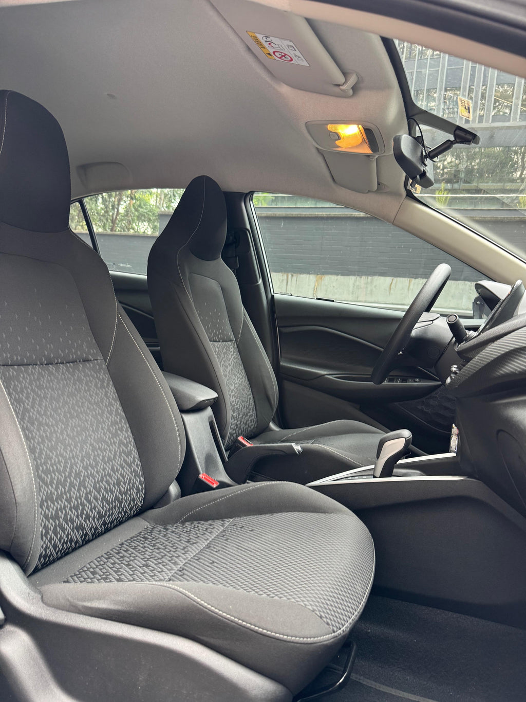 2021 - CHEVROLET ONIX LTZ SEDÁN 1.0L AUT