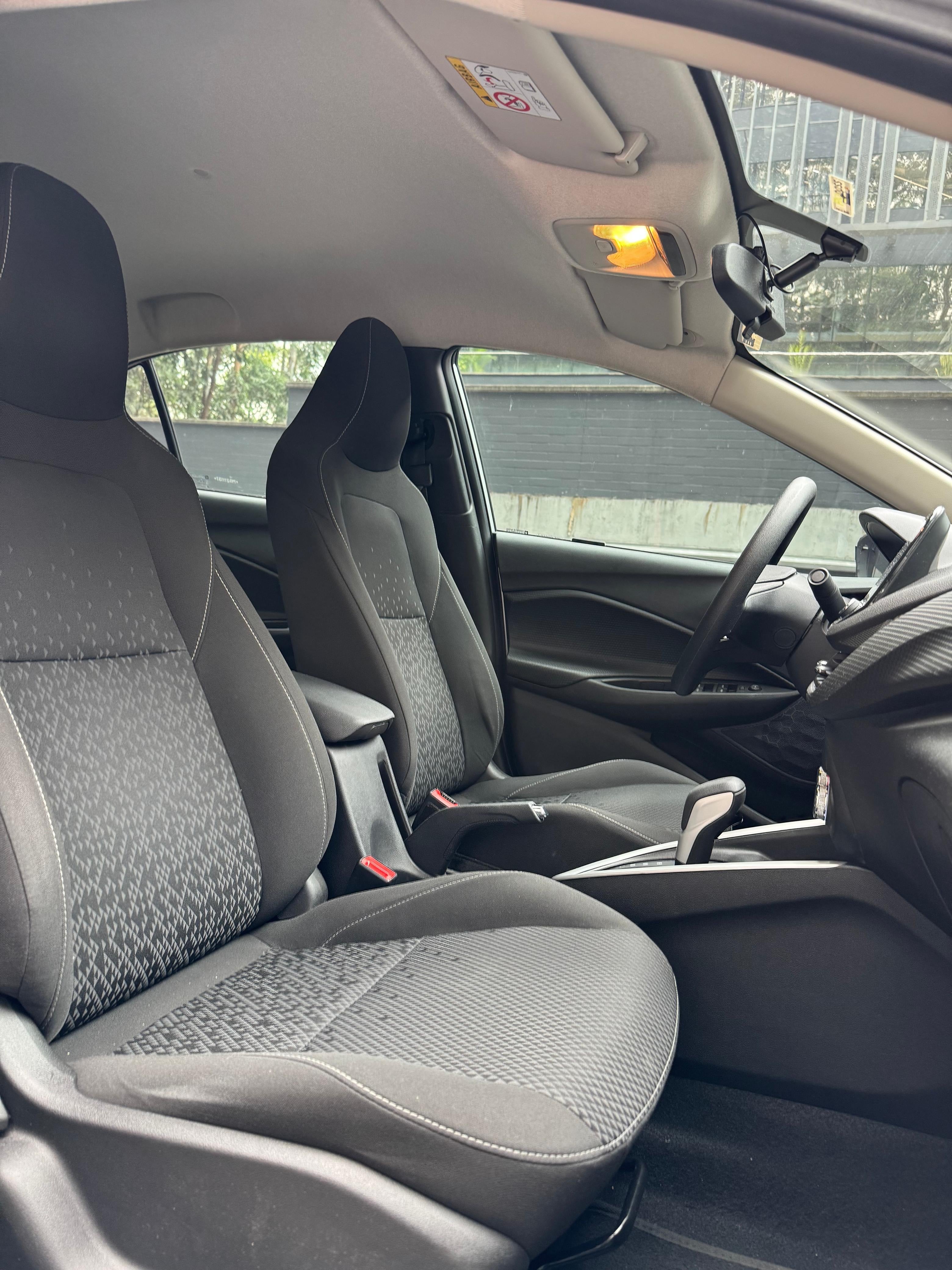 2021 - CHEVROLET ONIX LTZ SEDÁN 1.0L AUT