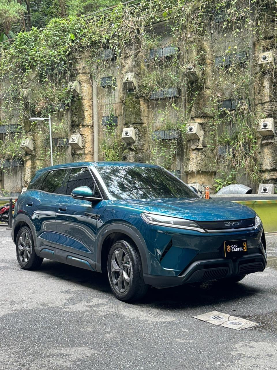 2026 - BYD YUAN UP LUX EV