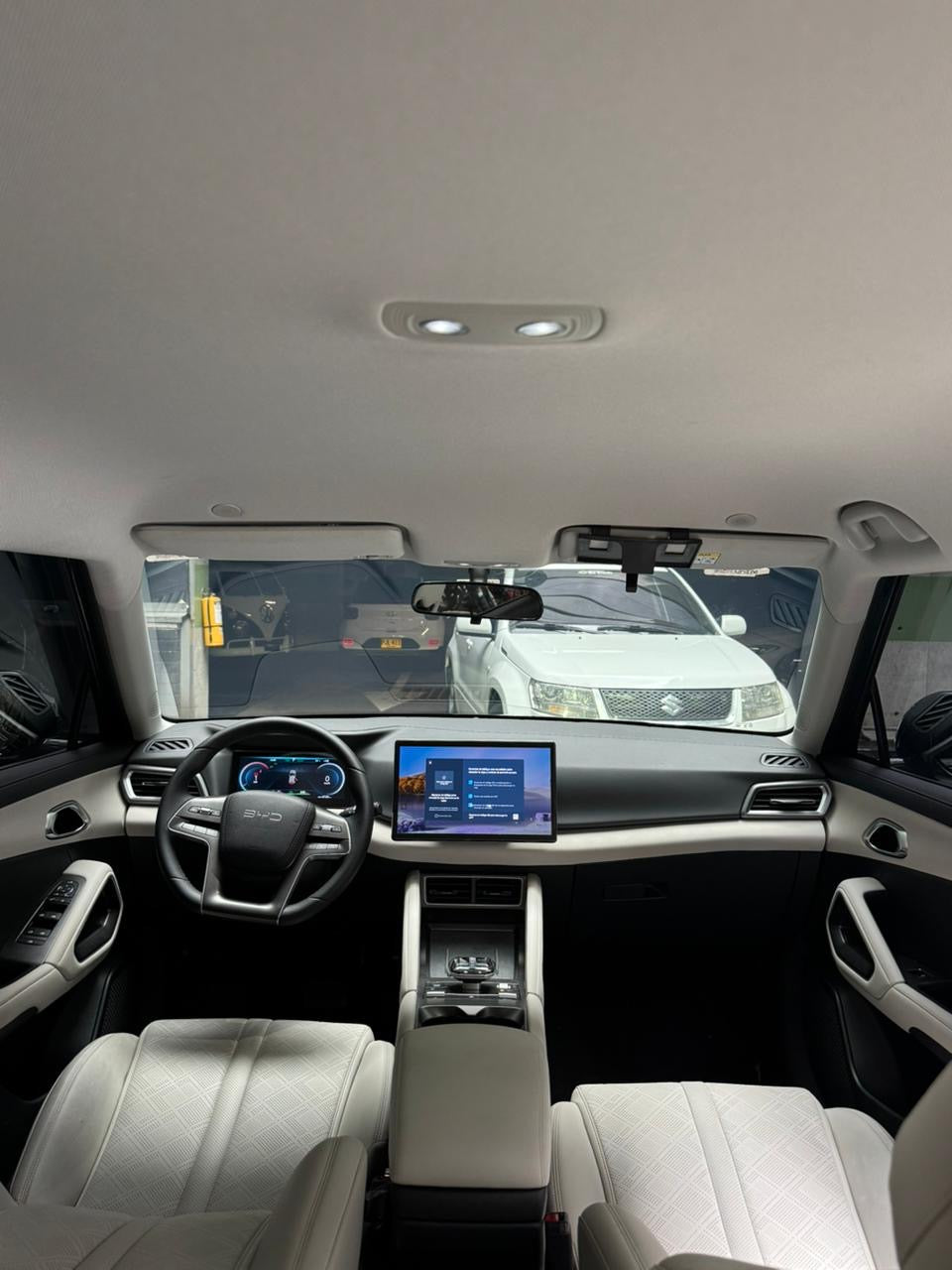 2026 - BYD YUAN UP LUX EV