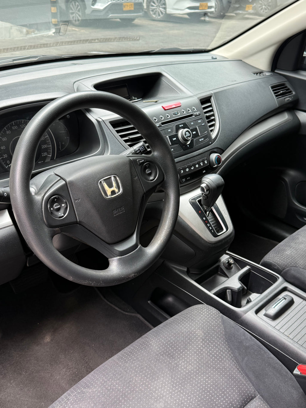 2012  - HONDA CRV LX AT