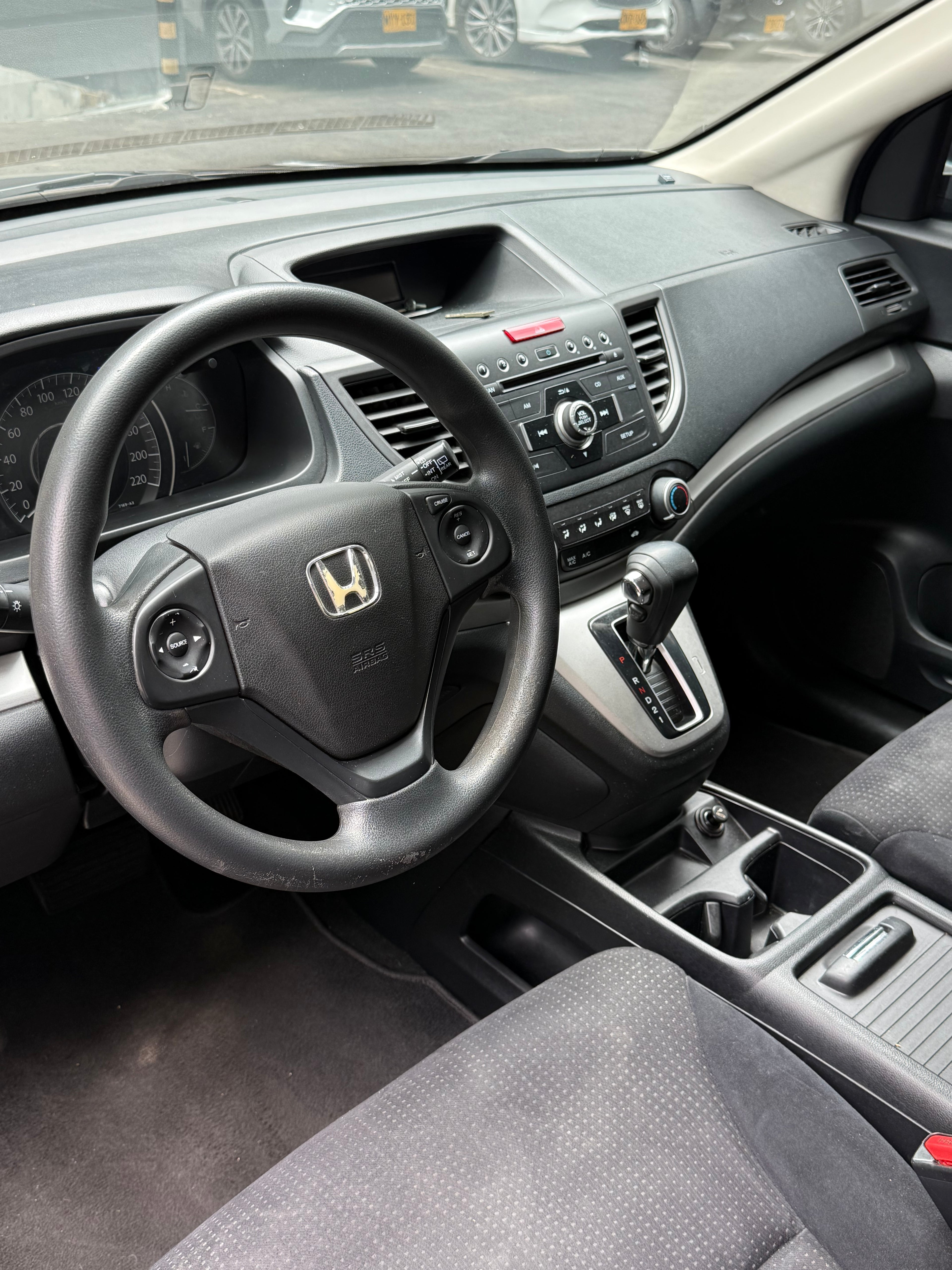 2012  - HONDA CRV LX AT