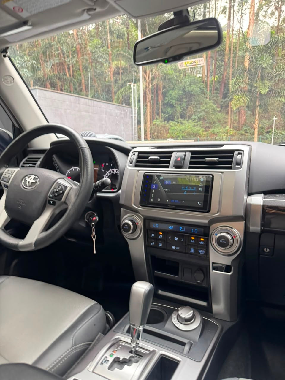 2021 - TOYOTA 4 RUNNER SR5 4.0L