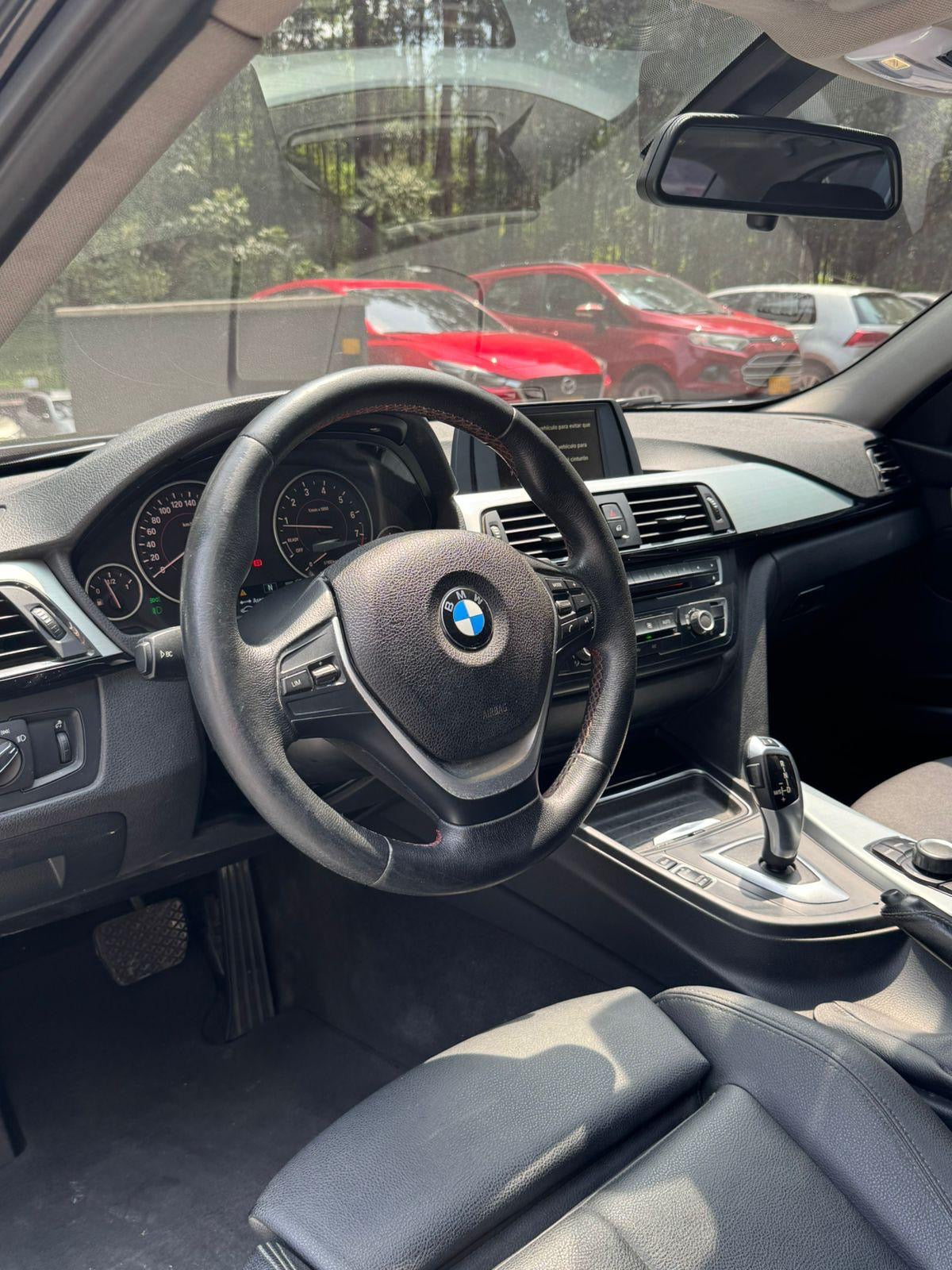 2014 - - BMW 316i Standard Turbo Sedan
