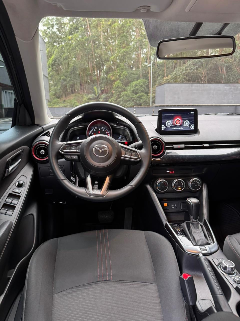 2025 - MAZDA 2 GRAND TOURING AT SEDAN