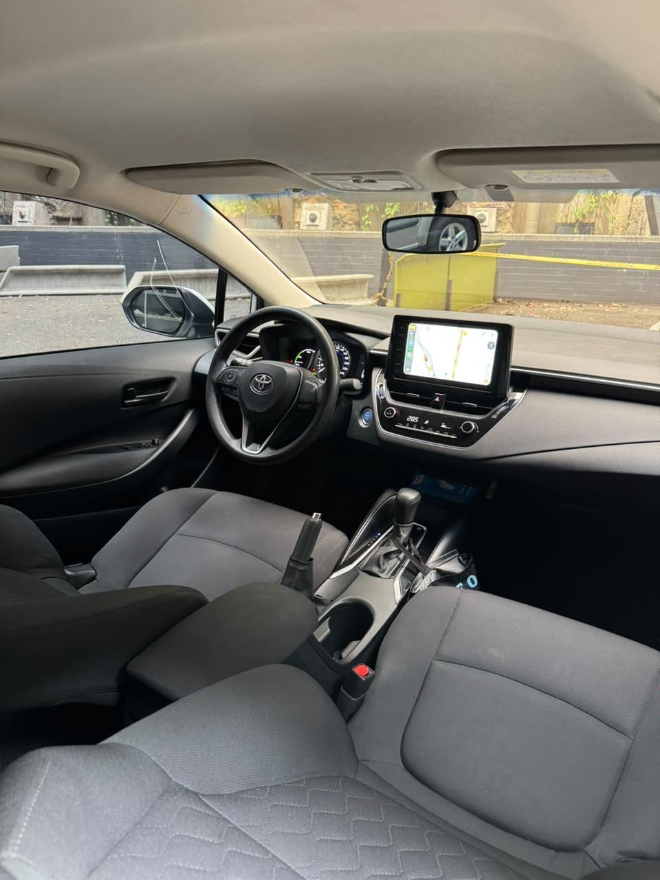 2023 -TOYOTA COROLLA XLi HIBRIDO