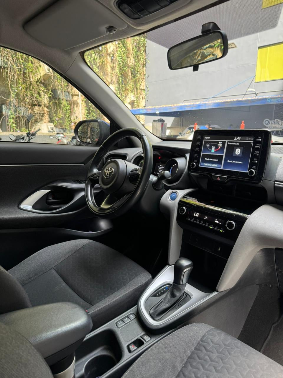 2022 - TOYOTA YARIS CROSS XS