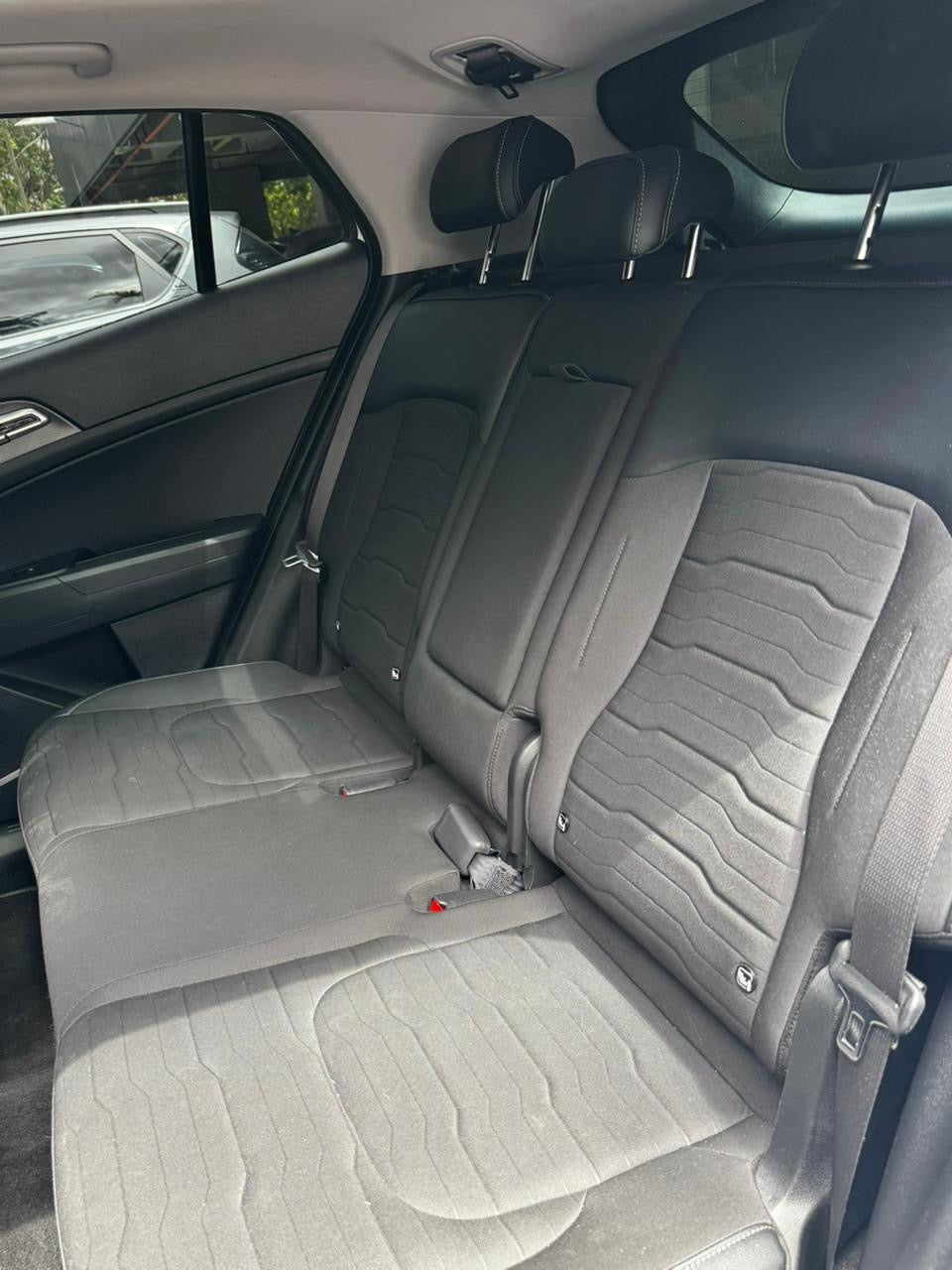 2025 -KIA SPORTAGE  VIBRANT FWD 2.0L