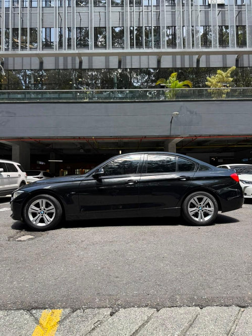 2014 - BMW 316i Standard Turbo Sedan