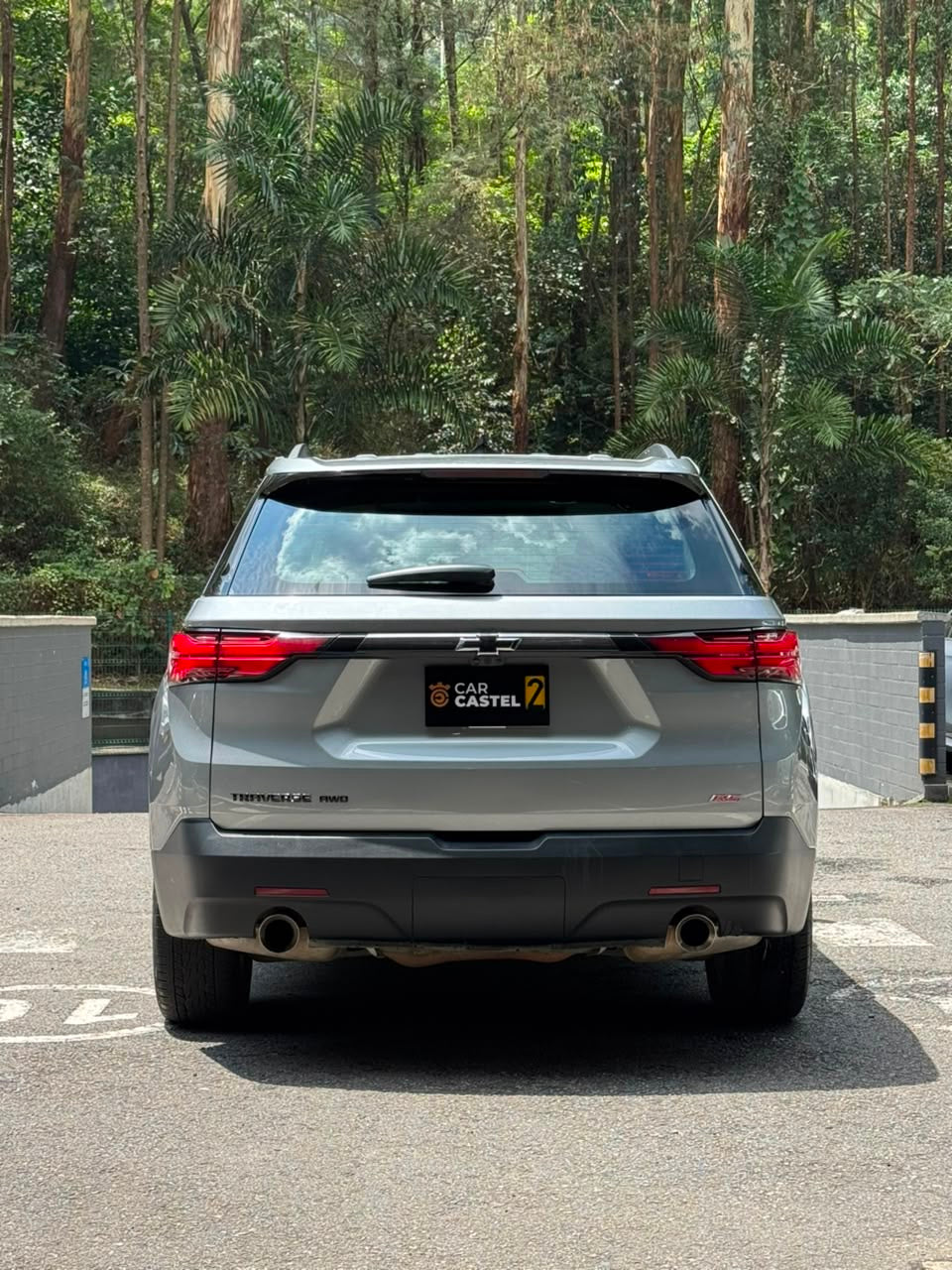 2023 - -CHEVROLET TRAVERSE RS AWD