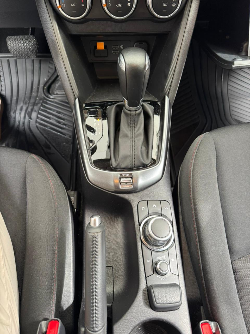 2025 - MAZDA 2 GRAND TOURING AT SEDAN