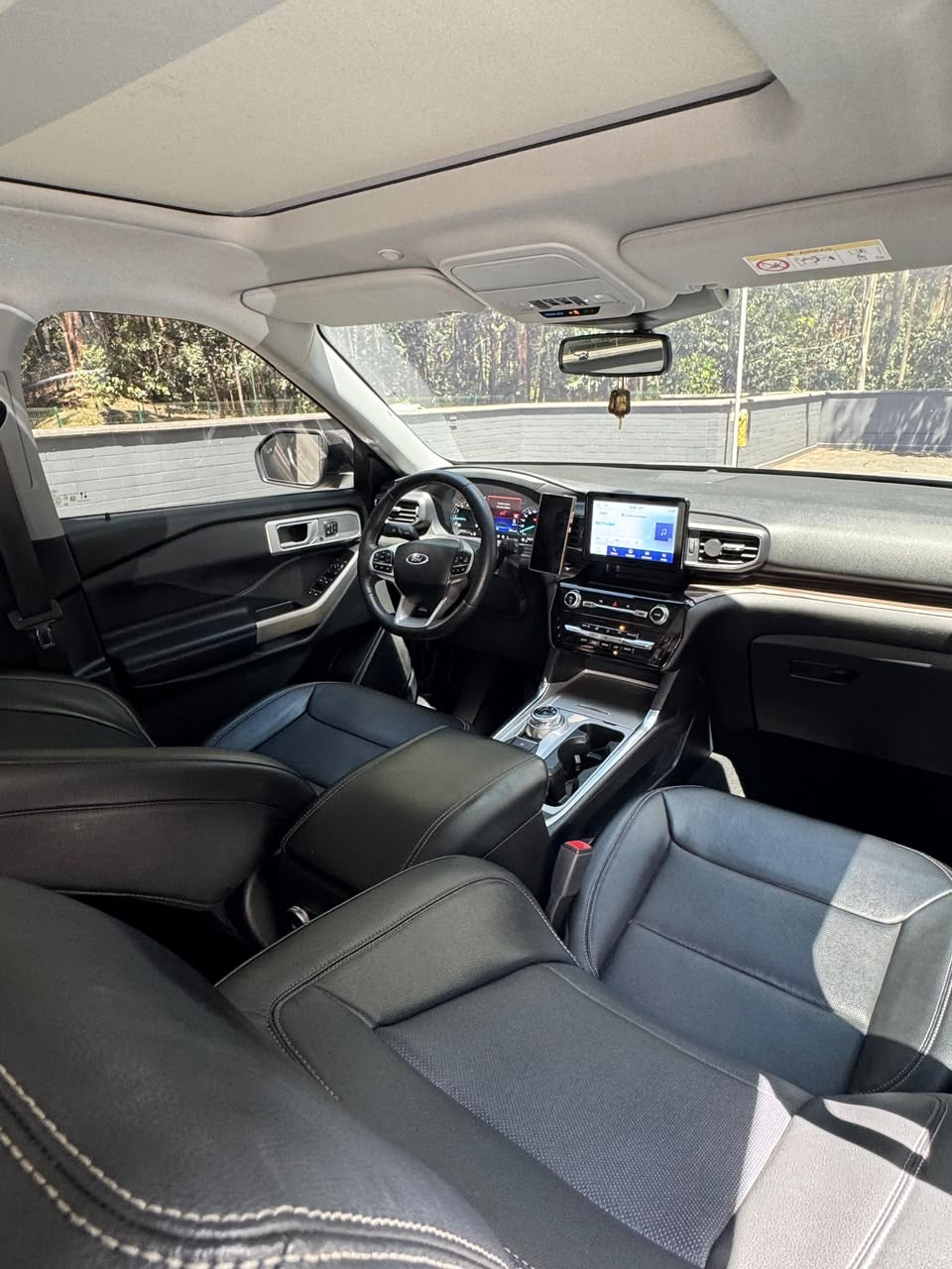 2023 - FORD EXPLORER LIMITED