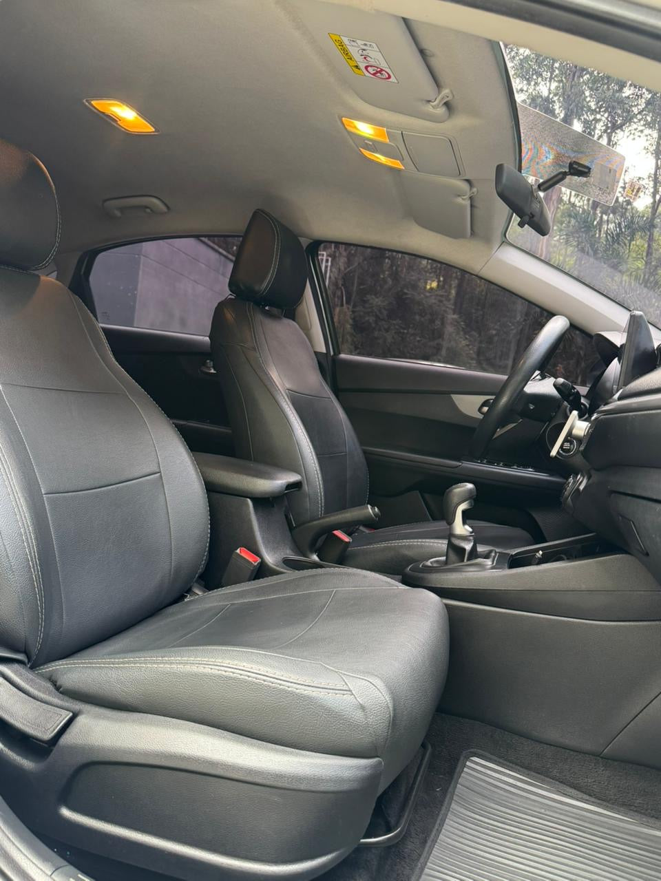 2020 - KIA CERATO VIVRO VIBRANT 1.6 MT