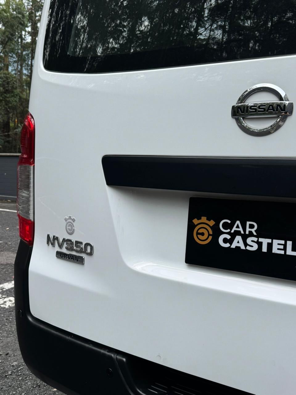 2021 - NISSAN URVAN CARGO