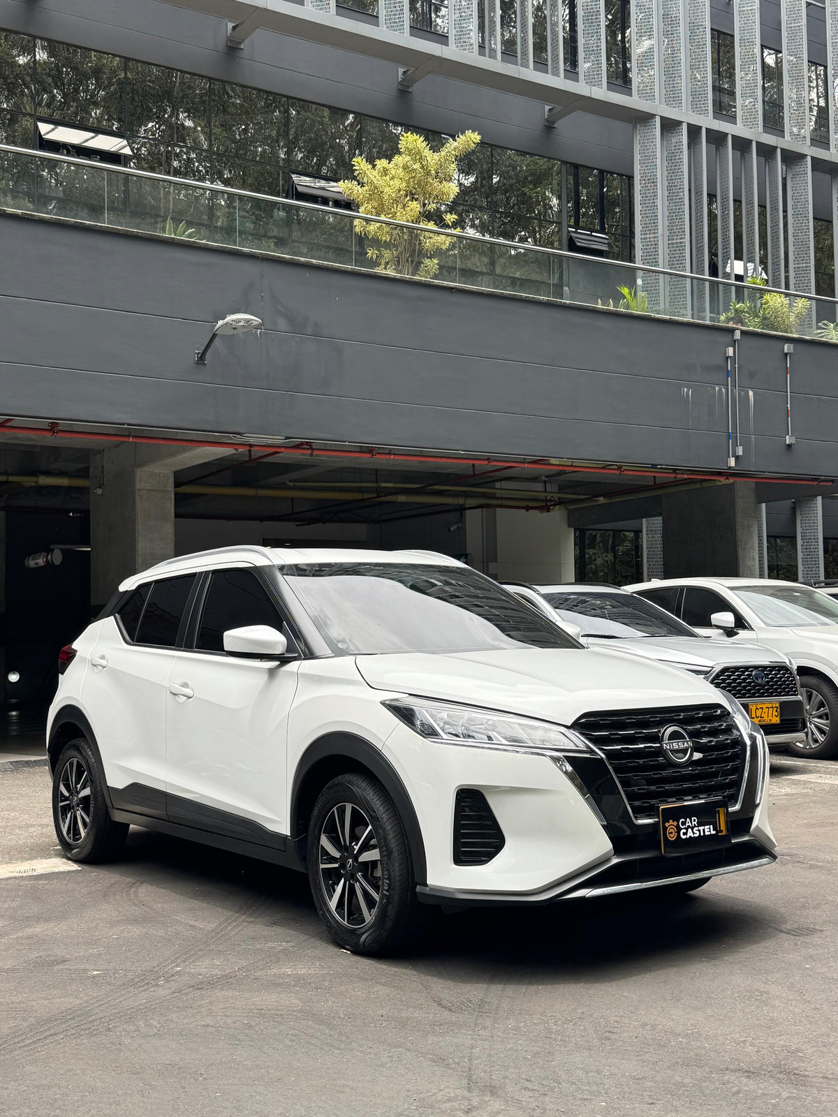 2024 - NISSAN KICKS SENSE MT
