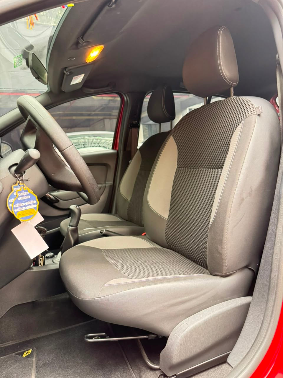 2024 -RENAULT SANDERO LIFE 1.6 MT