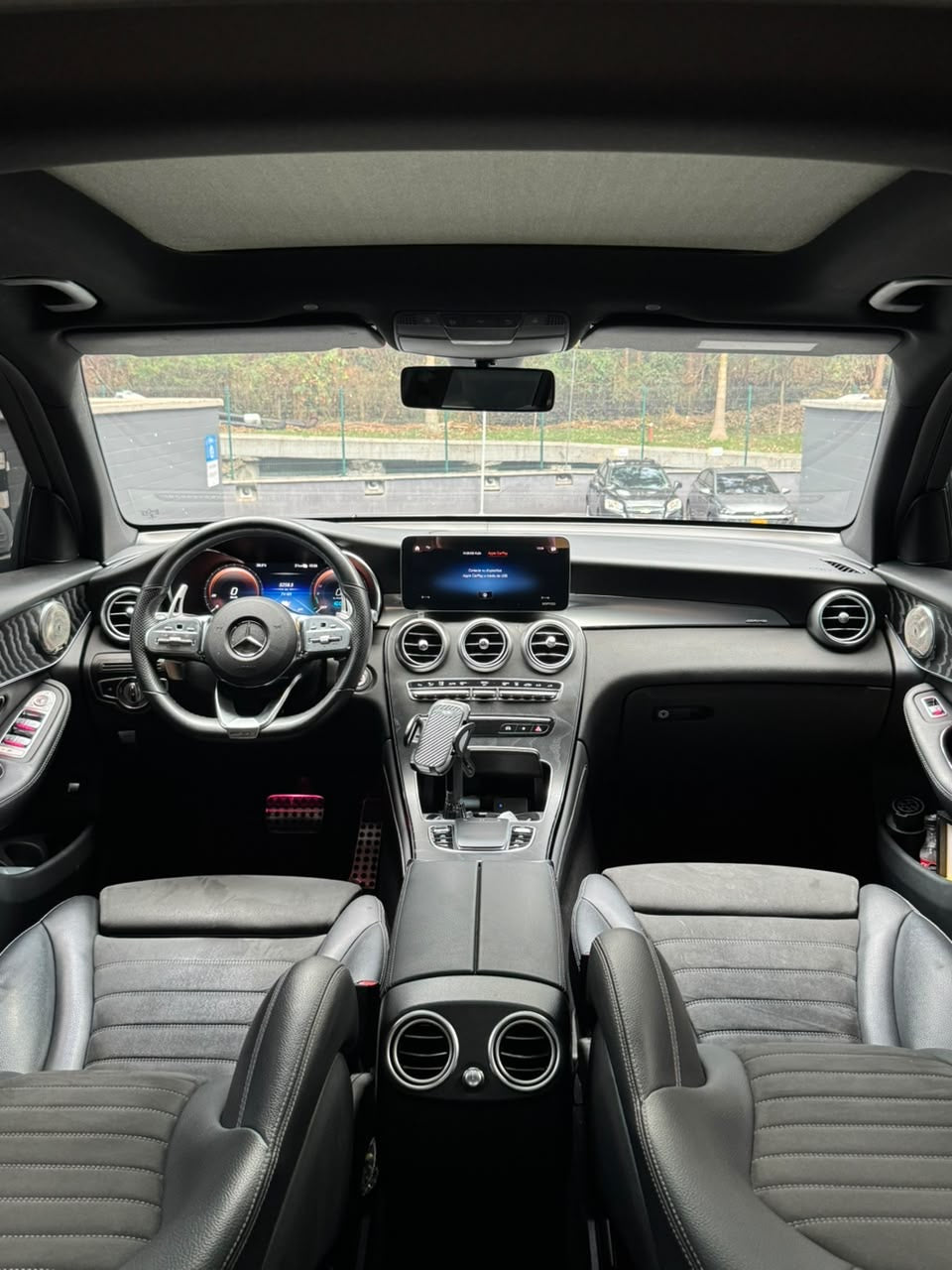 2020 - MERCEDES BENZ GLC300E 4MATIC HÍBRIDA