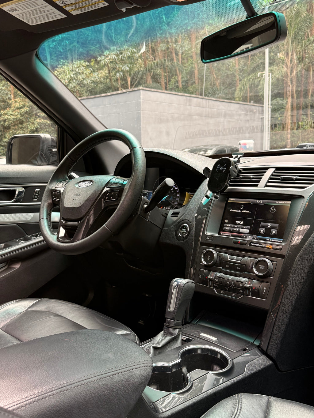 2016 - FORD EXPLORER XLT