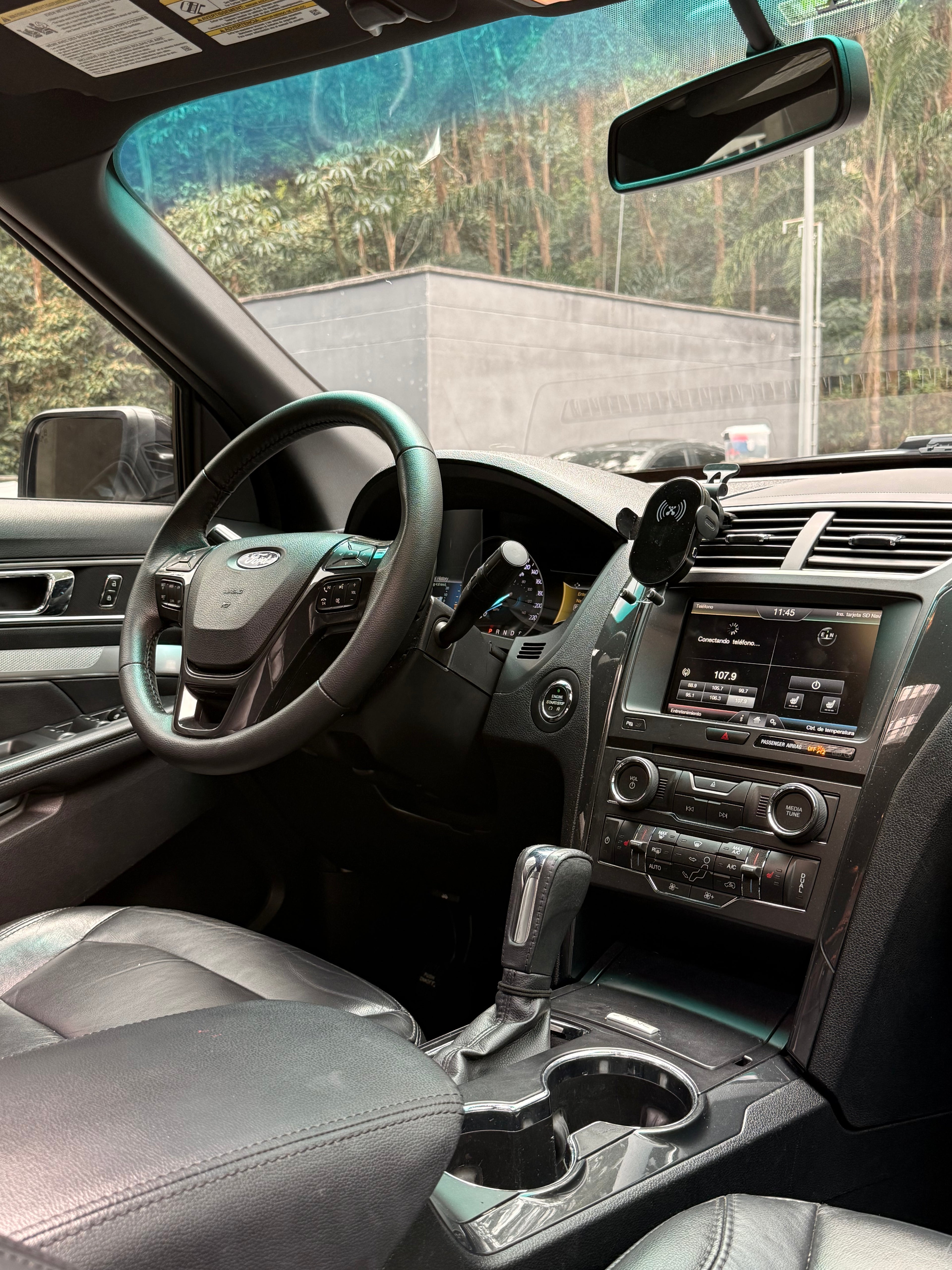 2016 - FORD EXPLORER XLT