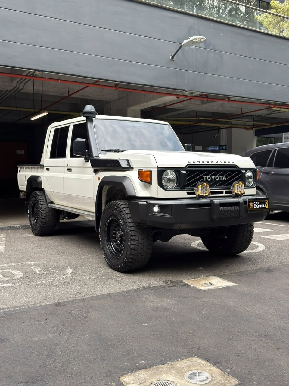 2024 -TOYOTA LAND CRUISER 79 DC 4x4